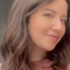 Grace Carrick's Instagram, Twitter & Facebook