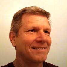 About Maria : maze, e. hyland: Amazon.fr: Livres