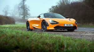The contours of the 720s are distinctly mclaren, yet the details are boldly different. Mclaren 720s Review Evo