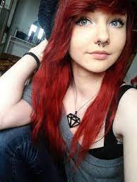 Cute Emo Girls With A Ponytail Emo Haircuts For Women Medium Length Emo Hairstyles For Women Emo Emofashion Scene Hair Hair Emo Hair