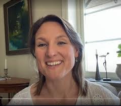 Diana Horn's Instagram, Twitter & Facebook