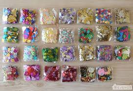 100均で売っているスパンコールセットの画像 ハンドメイド スパンコール セット