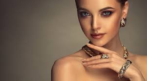 How to start your own jewelry business. How To Start Your Own Online Jewelry Business