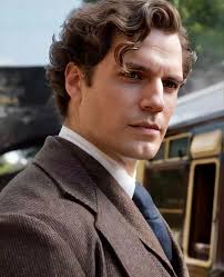 His mother, marianne (dalgliesh), a housewife, was also born on jersey. Pin Auf Henry Cavill