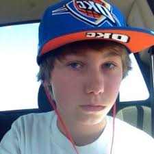 Stream Family Guy- Look At Me Now by Wayne