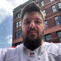 20+ "Daniel Bogus" profiles