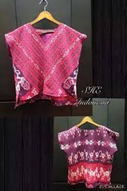 Alat tenun yang terbuat dari kayu. 60 Ide Tenun Ikat Di 2021 Tenun Ikat Batik Busana Batik