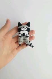 Raccoon Brooch Crochet Pattern Crochet Pattern Raccoon Brooch Raccoon Crochet Brooch Pdf In 2020 Crochet Brooch Crochet Basics Cute Crochet