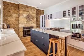 how much does a kitchen renovation cost
