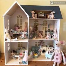 Les 10 Meilleures Images De Maileg En 2020 Maison De Poupee Maison Barbie Jouet