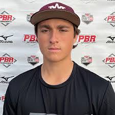 Jake Riley's Instagram, Twitter & Facebook