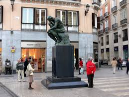 Malaga Andalucia 2007 55 Exposicion Temporal El Pensador De Rodin En La Calle Larios Mapio Net