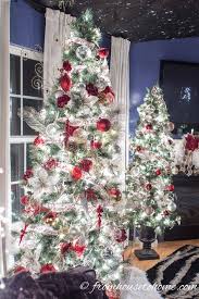 White Red And Gold Christmas Home Decor Ideas And 30 Other Christmas Decorating Ideas Gold Christmas Decorations White Christmas Trees Christmas Home