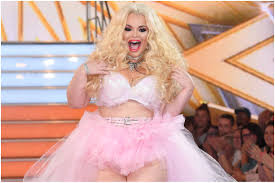 Ahead of quentin tarantino's july 26 movie premiere, once. Trisha Paytas Net Worth 2021 Fiance Moses Hacmon Biography Famous People Today