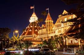 Hotel Del Coronado Christmas Lights Picture 27405 968144 Jpg 788 525 Pixels Hotel Del Coronado Holiday Lights Display Del Coronado