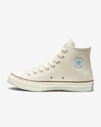 The 'jolly green' sports a premium suede upper with a blue suede floral one star logo on the side panel. Converse X Golf Le Fleur Chuck 70 High Top Unisex Shoe Converse Beautiful Sneakers Golf Fashion