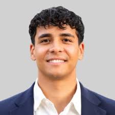 In the past month I graduated from the University of Central Florida with a  BSBA in Finance. I have met so many wonderful people throughout my years in  Orlando and developed the