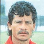 Roger Flores stats and ratings