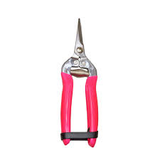Using a file is the easiest and most common way to sharpen the blades of the hedge trimmer. Taiwan Bent Straight Nose Pruning Shears L L Ergonomic L Pvc Grip L Serrated Blade L Fruit L Grape L Bud L Buy Garden Shears Olivia How To Sharpen Best Electric