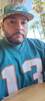 D playing well today. Not quitting after last week is a great sign. Go Fins!