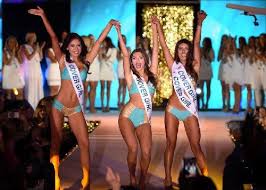 They are sophia lópez moreira, the … Miami Dolphins Cheerleaders Host Stunning Fashion Show South Florida Caribbean News Dolphins Cheerleaders Miami Dolphins Cheerleaders Cheerleading