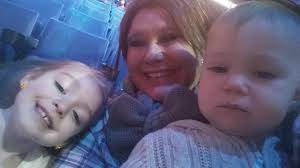 Candace Ditzler (@crzywrapladie)