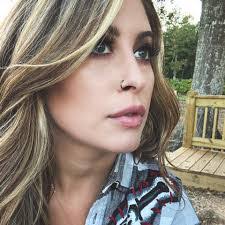 Tracy Tope's Instagram, Twitter & Facebook