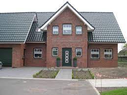 Drei giebel gewähren einen besonderen ausblick auf reit im winkl sowie die umliegenden berge. Drei Giebelhauser Heinz Janssen Bauunternehmen