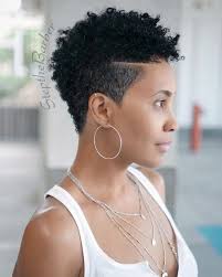 Short hair is increasingly popular because in addition to providing a lot of style and sophistication, it is easy to handle and low maintenance. Black Women Short Hair Styles 2020