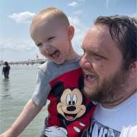 200+ perfiles de «Hoffecker'»