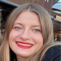 Abigail Carlisle's Instagram, Twitter & Facebook