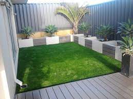 Look This Awesome Backyard Ideas For Small Yards 1470170549 Creativebackyardideas Turf Backyard Artificial Grass Backyard Artificial Turf Backyard