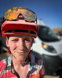 Jesse Loper's Instagram, Twitter & Facebook