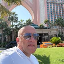 Ok, I didn't want to do this but Carlo Paolo di Manno doesn't pay his  invoices DO NOT WORK FOR HIM….