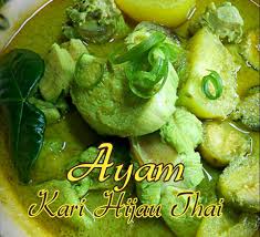 Masakan berasaskan sambal hijau ini dikhabarkan berasal dari negeri johor yang sememangnya terkenal dengan masakan pedas. Pelbagai Menu Olahan Ayam Tidak Rugi Cuba