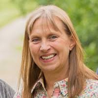 Carol Esser's Instagram, Twitter & Facebook