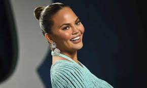 Chrissy teigen love advent 2020 (stepmilf.net). Vhccdh1acpxapm