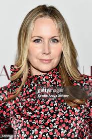 Megan Dodds's Instagram, Twitter & Facebook