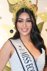 Victoria Repollo Inglis, a Scottish-Filipina beauty queen and model, made a  lasting impression at her memorable Meet & Greet with pageant media at  Pandan Asian Cafe in Quezon City