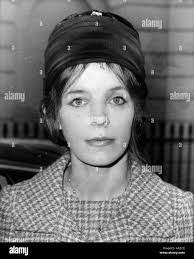 Frances Bingham's Instagram, Twitter & Facebook