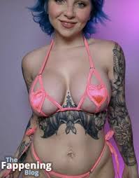 Alien Trash Kitty Nude Leaks OnlyFans Photo 9 | TheFappening