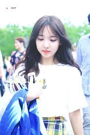 Nayeon Phone Wallpaper Album On Imgur Nayeon Nayeon Twice Kpop Girls