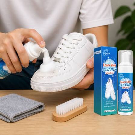 Espuma Limpiadora De Zapatos Blancos | WT228 💲1.300 Mayor. - 📌 CONOCE  NUESTRO CATÁLOGO Y AGENDA TU PEDIDO ✍️ https://importadorasaletodo.com 📁  Categoría:🧹LIMPIEZA 🧽 - 👇 Agendamos pedidos por WhatsApp (Enviar foto del