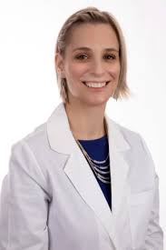 Karen Ries's Instagram, Twitter & Facebook