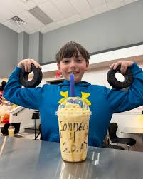 Brittany and her son Aiden Parker are the Connect 4 GOATS! Aiden went 5-1  tonight at Dolce!! Had to celebrate with a Salted Caramel Shake! How many  games can you win! 🤩🏆 #