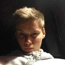 Max Gagnon's Instagram, Twitter & Facebook