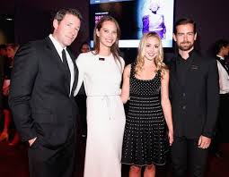 Lily cole and twitter founder jack dorsey are the subjects of the year's first model relationship rumor, but every rumor should be taken with a grain of salt. Jack Dorsey Ehefrau Freundin Kate Geer Ist Er Schwul Andere Fakten