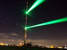 Blikseminslag heeft voor grote schade gezorgd. Zendmast Ijsselstein En Pand Wereldomroep Worden Rijksmonument Het Bar
