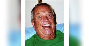 Michael Younce's Instagram, Twitter & Facebook