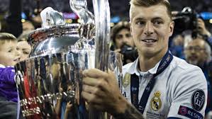 Somos títeres de fifa y uefa, todas las noticias de toni. Dlf Sportgesprach Mit Toni Kroos Der Fussball War Ein Zu Erdruckendes Thema Archiv